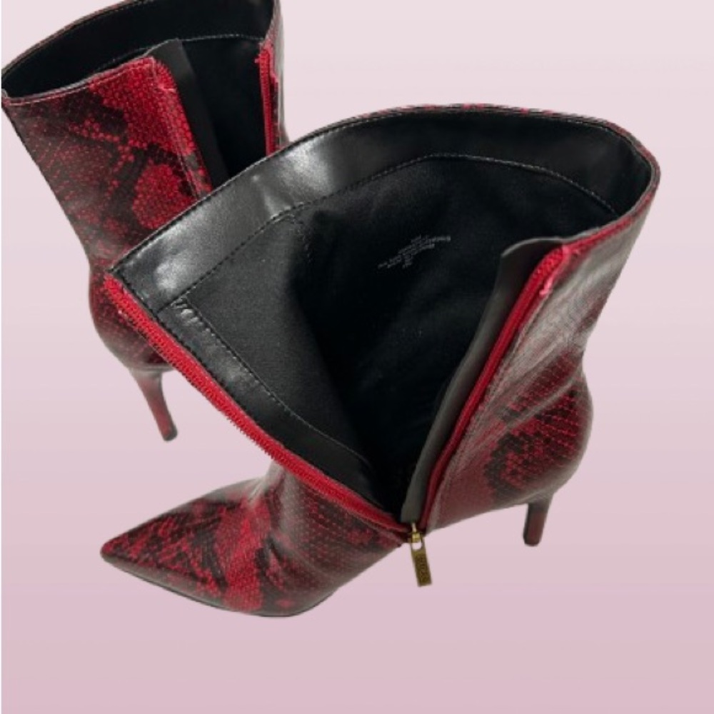 Guess Women’s Richery Stiletto Heel Ankle Dress Booties Red Snake 10M - Picture 14 of 16